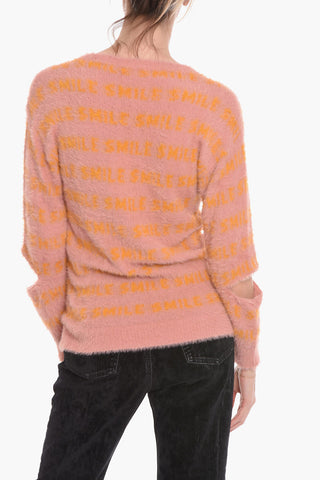 Maglia girocollo con Scritte Intarsiate e Dettagli Cut-out