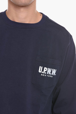 T-Shirt Girocollo a Manica Lunga con Taschino e Logo Stampato