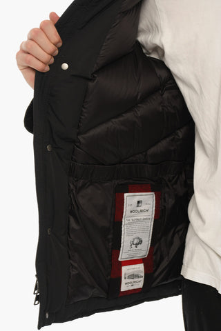 Solid Color BOUNDRY Down Jacket with Hood
