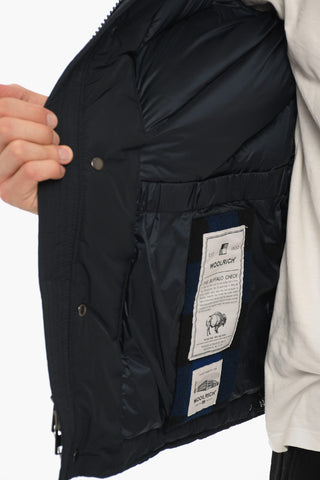 Solid Color BOUNDRY Down Jacket with Buffalo Check Detail