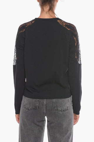 Long-sleeved T-shirt Laced Details