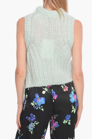 Cable Knit Vest with Bow Detail Side