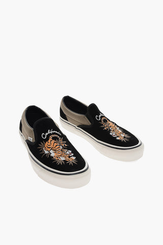 ANAHEIM FACTORY Sneakers Slip On in Pelle e Tessuto con Tigre Ricamata 
