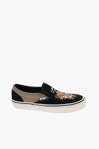 ANAHEIM FACTORY Sneakers Slip On in Pelle e Tessuto con Tigre Ricamata 