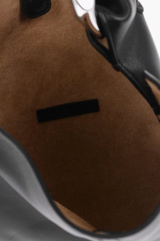 Leather SMALL CHAIN Shoulder Bag with Magnet Closure
