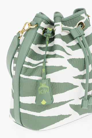 Borsa Bucket in Pelle Martellata con Motivo Zebra