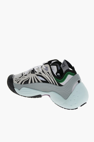Contrasting Sole Mesh Low-Top Sneakers