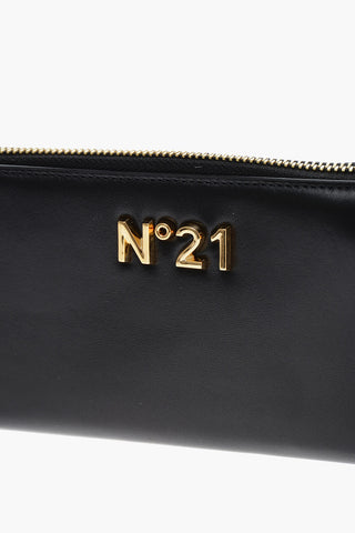 Leather wallet with Golden Effect Embossed Logo