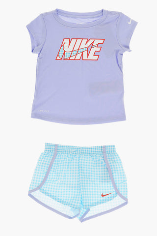 Set aus T-Shirt mit Rundhalsausschnitt und karierten Shorts