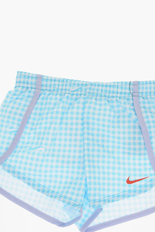 Set aus T-Shirt mit Rundhalsausschnitt und karierten Shorts
