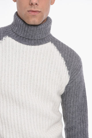 Maglia in Misto Cashmere a Collo Alto