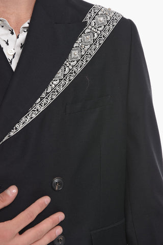 Double-breasted GUITAR Blazer wirh Embroidered Detailing