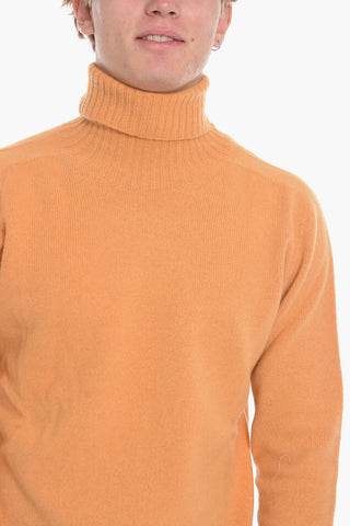 Maglia a Collo Alto con Bordi a Coste