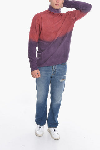 Turtleneck Sweather with Contrasting Detailing