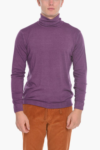 Virgin Wool Lightweight Turtleneck Sweater