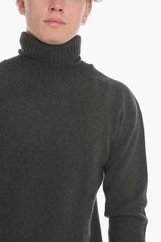 Maglia Dolcevita in Lana Vergine