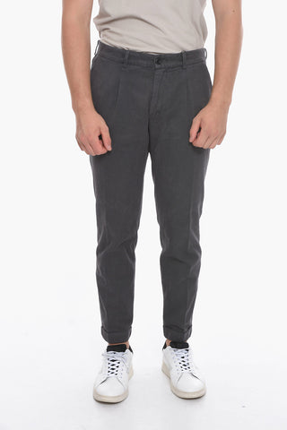 Pantaloni a Una Pince in Twill di Cotone