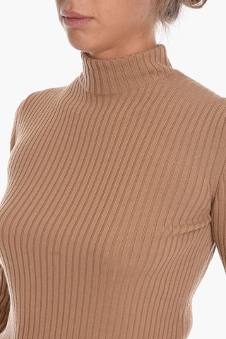 Maglia a Collo Alto in Lana a Coste