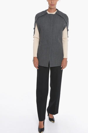 Cape aus reiner Wolle mit Knopfdetail