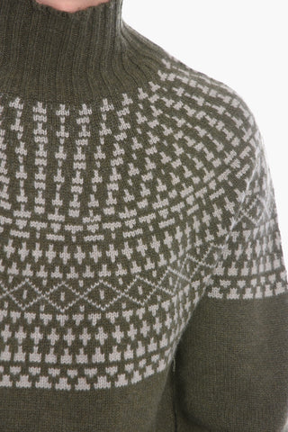 Maglia a Collo Alto in Cashmere con Motivo Geometrico