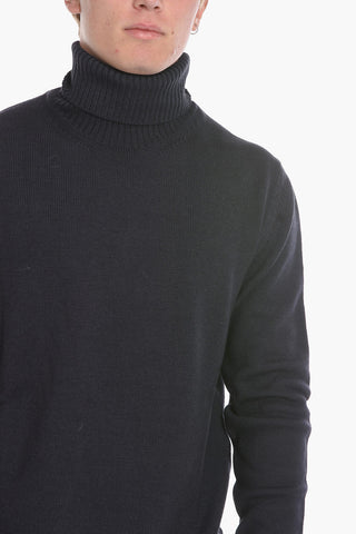 Virgin Wool Turtleneck Sweater