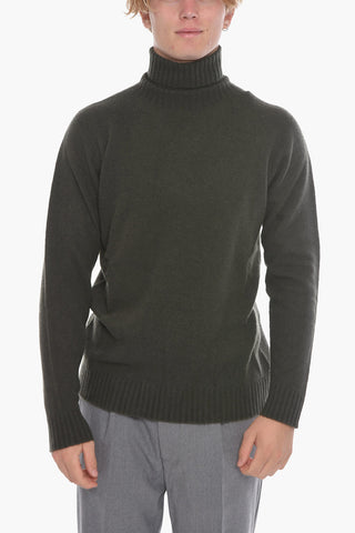 Virgin Wool and Cashmere Turtleneck Sweater