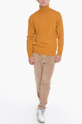 Virgin Wool Turtleneck Sweater