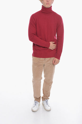 Turtle-neck Sweater with Ribbed Trims