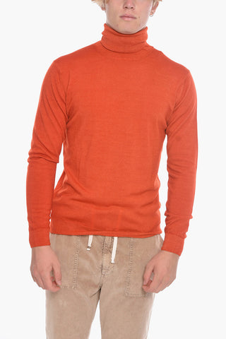 Virgin Wool Lightweight Turtleneck Sweater