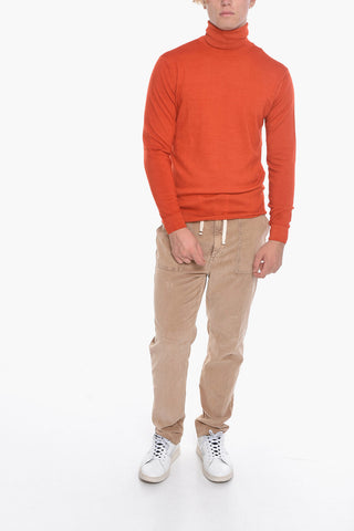 Virgin Wool Lightweight Turtleneck Sweater