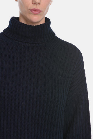 Turtleneck KEIKO Pullover with Side Splits