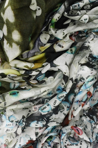 Printed ELA MUHKA STICKER Scarf