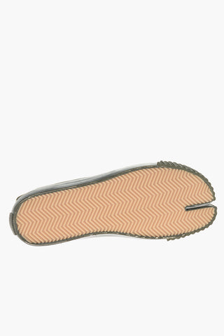 MM22 Canvas Tabi Sneakers
