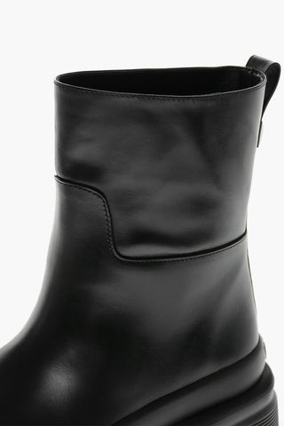 Stivali Bassi ROMAN STUD con Maxi Borchia sul Retro