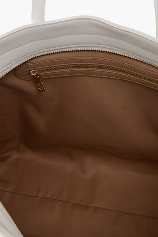 LOVE Tote-Tasche aus gestepptem Kunstleder mit Metalllogo