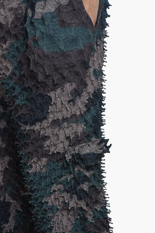 Cropped SHIBORI Trousers with Camouflage Print