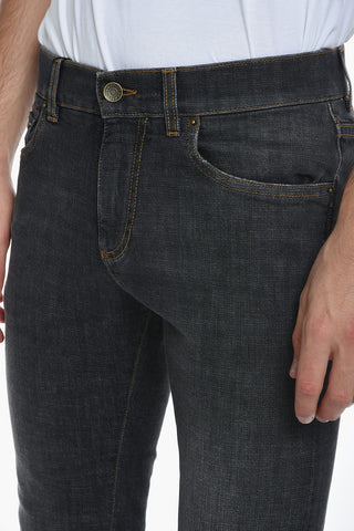 Slim-fit Denims with Logo-engraved Metal Plate 16cm