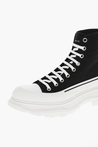 Hohe Schnürsneaker mit 7 cm Plateau