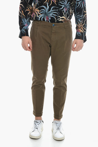 Front-pleated Denims with Buckled Detail 17,5cm