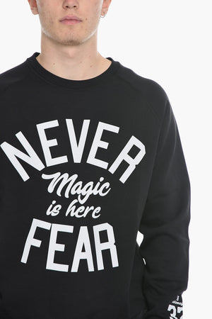Crewneck Sweatshirt NEVER FEAR in Solid Color with Contrast Print