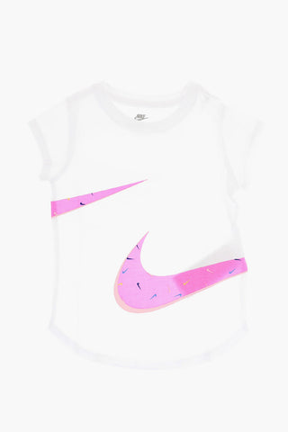T-Shirt Girocollo SWOOSHFETTI in Tinta Unita con Logo a Contrasto