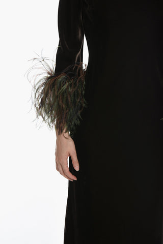 Maxi Vestito In Velluto Con Polsini Staccabili Con Piume