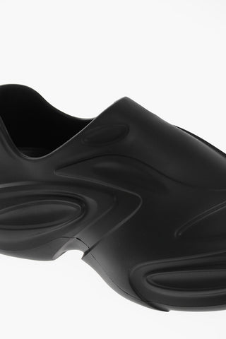 Embossed Logo Rubber TOY Slip on Sneakers