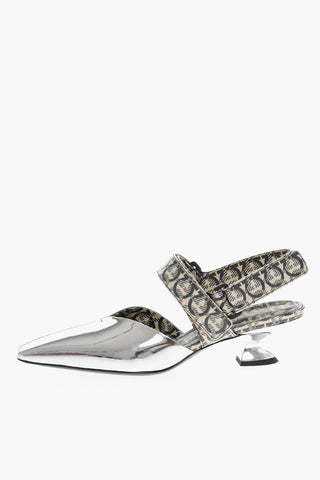 Pumps SAGAR con Chiusura in Velcro e Punta Squadrata 5cm