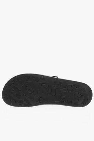 Contrasting Stitchings 2 Bouckle Sliders with Embossed Logo