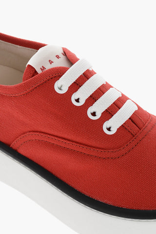 Sneakers Basse in Canvas con Suola Logata