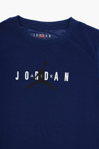 AIR JORDAN Solid Color Crew-neck T-Shirt with Contrasting Logo