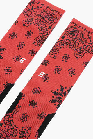 Lange Zweifarbige Socken im Bandana-Muster