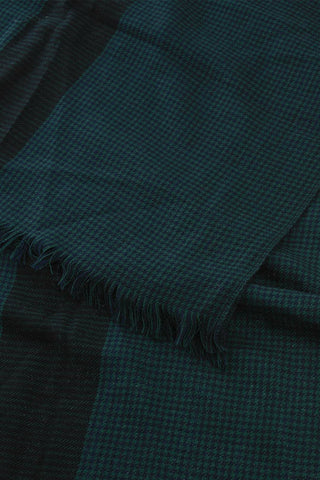 Houndstooth Motif Lambswool Scarf