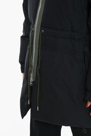 Parka Imbottito con Coulisse e Cappuccio
